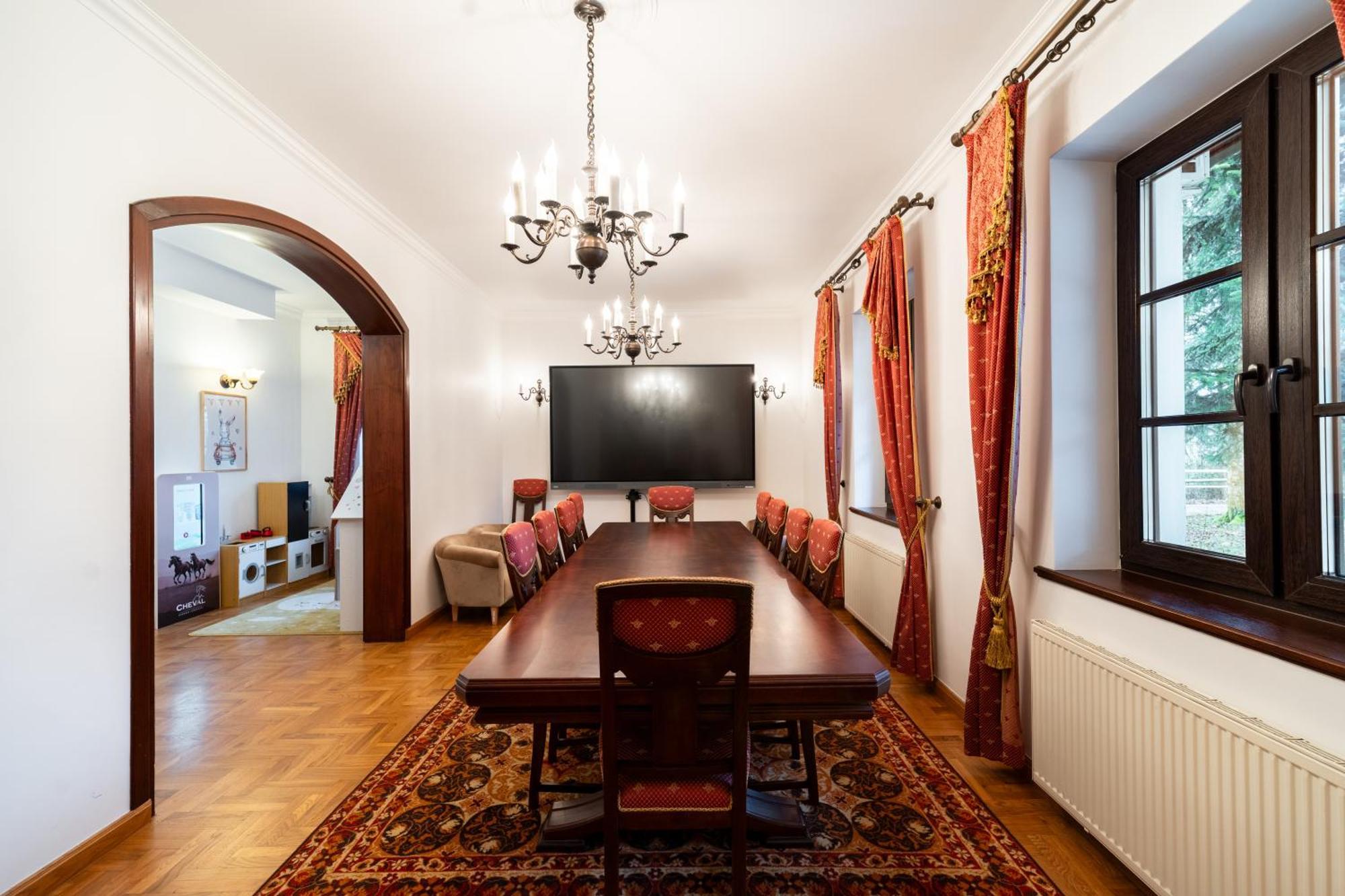 Apartamenty W Dworku Cheval — Zdjęcia 1